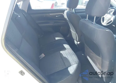 2016 Nissan Altima 2.5 Sv z USA, uszkodzony, nr VIN 1N4AL3AP2GC113147